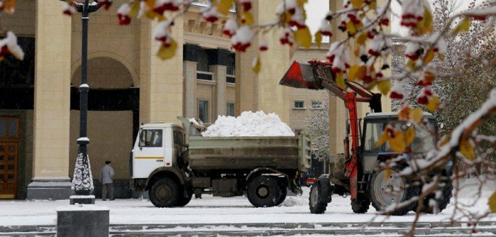 С улиц Новосибирска вывезено  более 700 тысяч кубометров снега