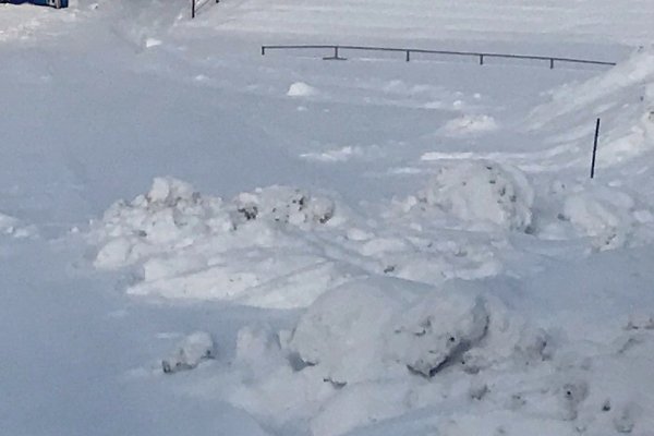 В Алейске 11-летний мальчик чуть не погиб в снежном туннеле