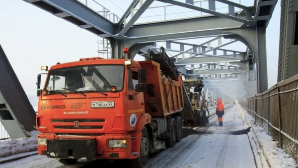 Мороз — не помеха: как в Барнауле за 1 млрд рублей ремонтируют Старый мост