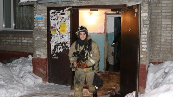 Пожар в Барнауле. Эвакуировано 90 человек