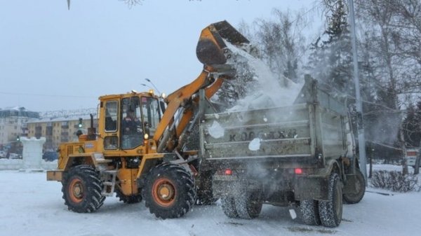 Когда снесут снежный городок на Сахарова в Барнауле и откроют движение транспорта