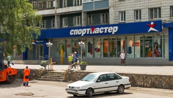 В Барнауле закроют первый «Спортмастер»