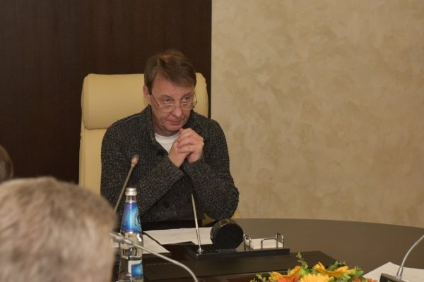 Вячеслав Франк собрал заседание чрезвычайной комиссии