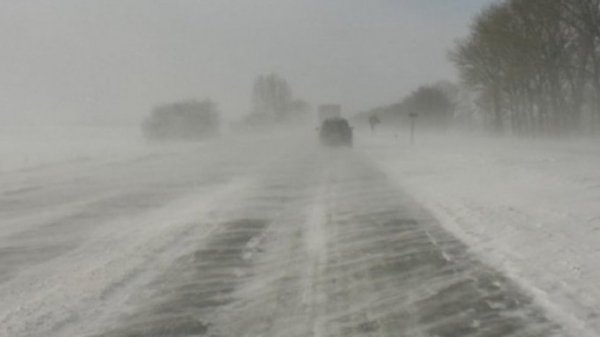Очень много дорог закрыто в Алтайском крае из-за непогоды