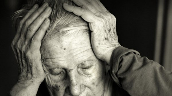 Роспотребнадзор дал рекомендации по профилактике болезни Альцгеймера