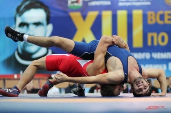 Чемпион по греко-римской борьбе с Алтая не подтвердил своего звания