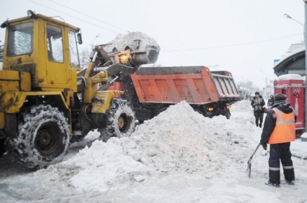 Алтайский губернатор назвал кризисной ситуацию с очисткой улиц от снега