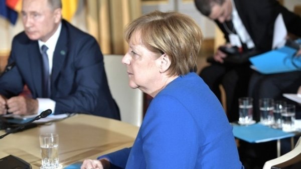 Канцлер Германии Меркель приедет в Москву на встречу с Путиным