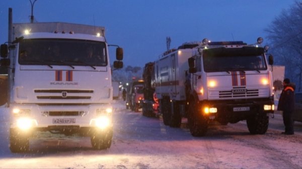 Алтайских спасателей командировали в районы, где вновь ожидают разгула стихии