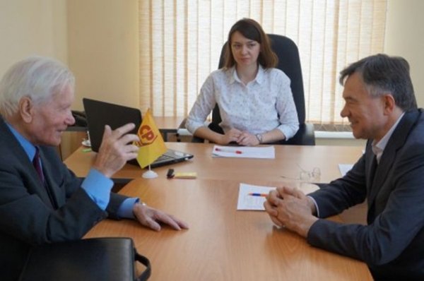 Депутат Госдумы Александр Терентьев провел в Барнауле прием граждан