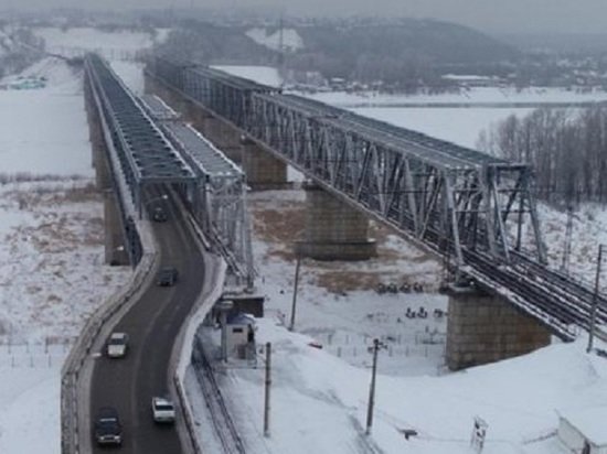 С завтрашнего дня закроют проезд по Старому мосту в Барнауле