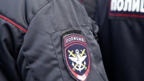 Россиянин под видом полицейского трогал школьниц, чтобы "найти у них снюс"