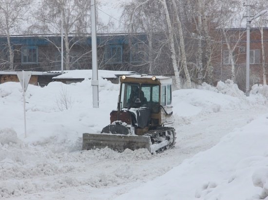 Жители Змеиногорска жалуются на неочищенные дороги