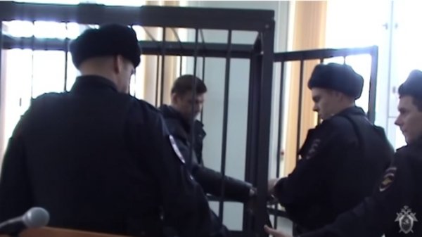 Вадик «всемогущий» из Алтайского МВД получил ещё два года к прежнему приговору за взятки