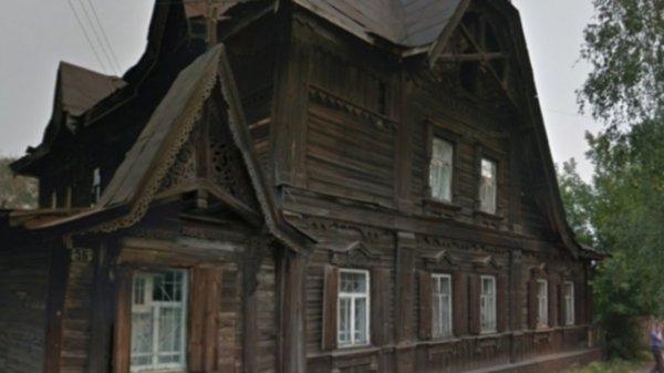 Общественники жалуются на разрушение особняка Лесневского