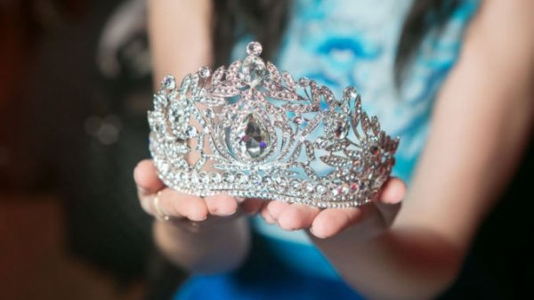 10 девушек поборются за звание "Принцесса Алтая". Фото