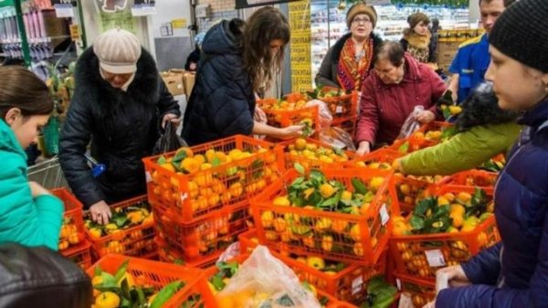 Фрукты и овощи из Китая перестали завозить в Алтайский край на фоне коронавируса