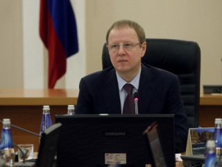 Виктор Томенко поручил профильным органам власти принять необходимые меры в связи с предстоящим резким потеплением