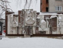 Ушел из жизни автор барнаульских мозаик и барельефов (фото)