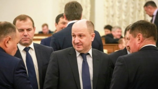 Приб прокомментировал "уход" с поста главы единороссов в парламенте Алтайского края