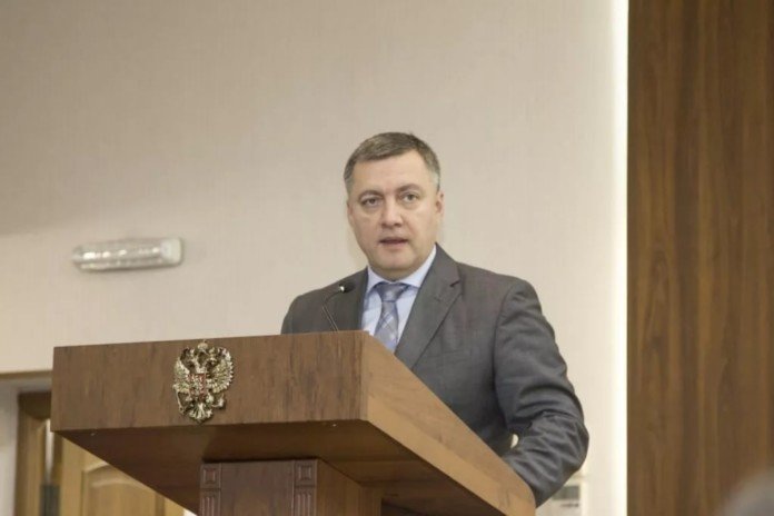 Игорь Кобзев возглавил медиарейтинг сибирских губернаторов