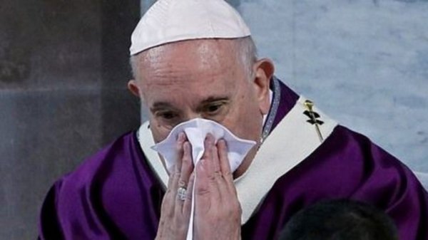 Папа Римский мог заболеть коронавирусом