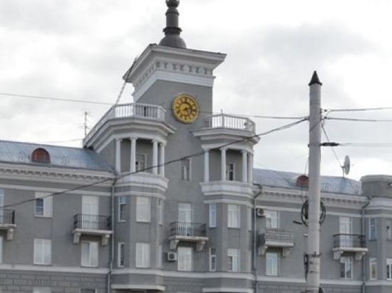 Уличные часы Барнаула обновят и почистят за 400 тысяч рублей