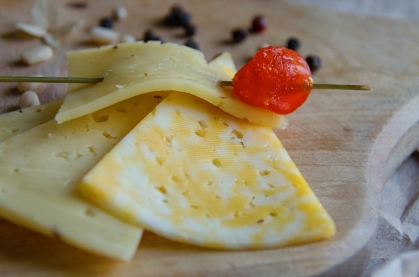 "Раут" и "Васабич": как и где производится уникальный элитный алтайский сыр