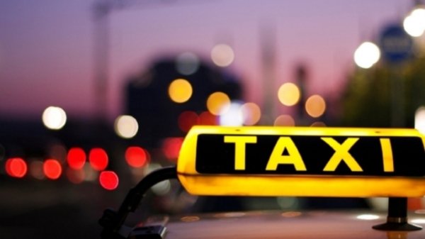Таксист взял с китайца шесть тысяч рублей за поездку