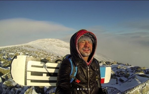 На Алтае пришлось ночевать зимой в палатке: блогер без денег идет вокруг света