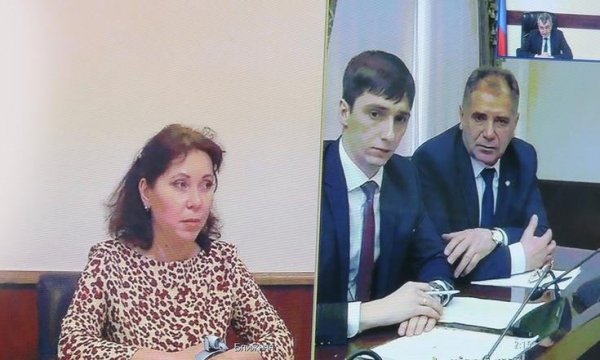 Сергей Меняйло выслушал жалобы жителей Алтайского края, поступившие в приемную президента