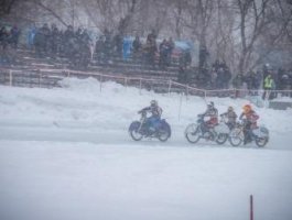 Во время гонок на "Клевчене" пострадал мотоспортсмен (фото и видео)