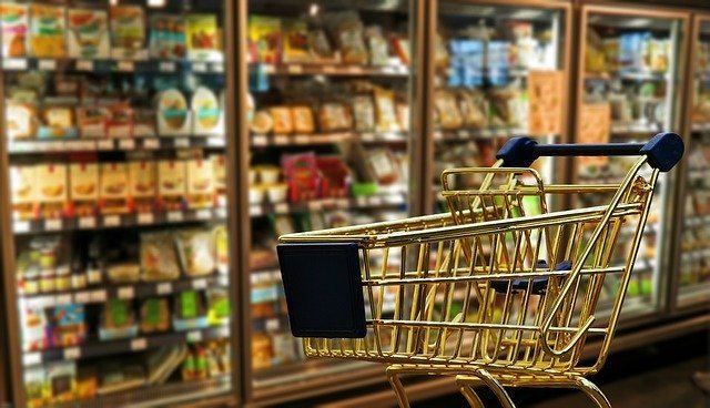 В Новосибирской области организовали бесплатную доставку продуктов питания