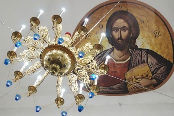 Раритет распилен: в Барнауле раскрыли кражу люстры из храма