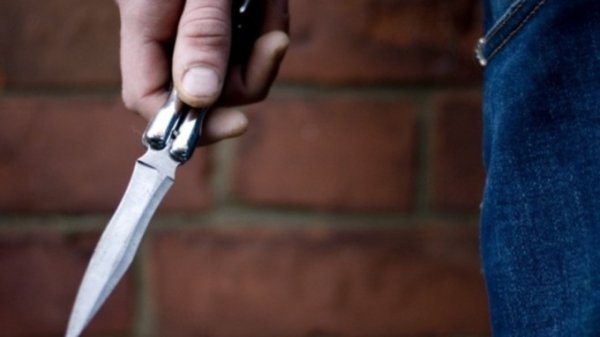 Подросток на перемене ударил ножом школьника на Алтае