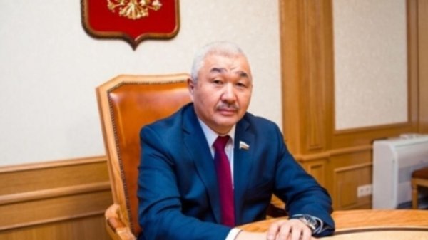 Депутат Госдумы предложил запретить въезд туристов на Алтай