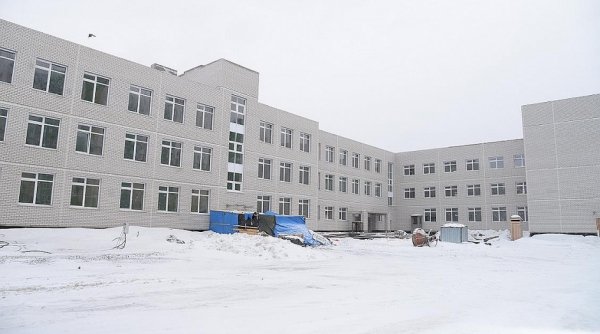 Как идет строительство новой школы в Барнауле