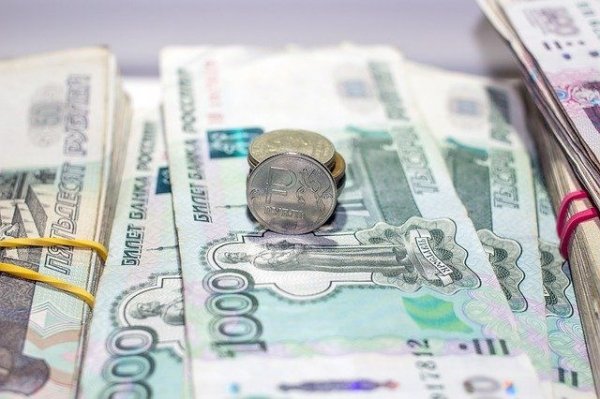 ВТБ принял решение о досрочной выплате пенсий своим клиентам
