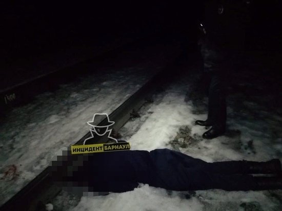 18-летний юноша попал под поезд в Алтайском крае