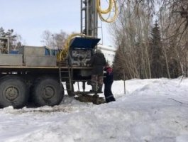 В сквере рядом с АлтГУ заметили строительную технику (фото)