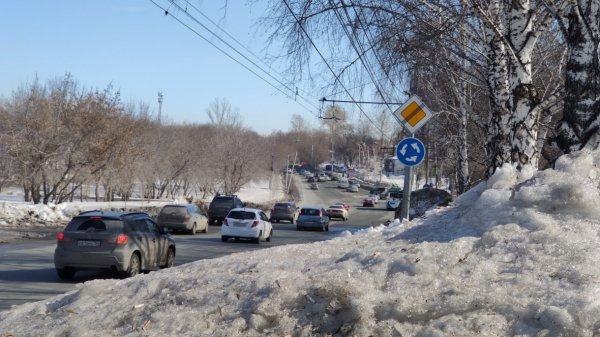 На крупной улице в Новосибирске хотят изменить организацию движения