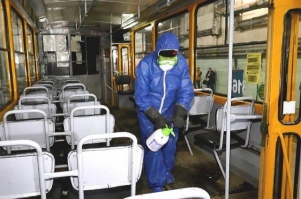 В Барнауле трамваи дезинфицируют, чтобы не распространять коронавирус