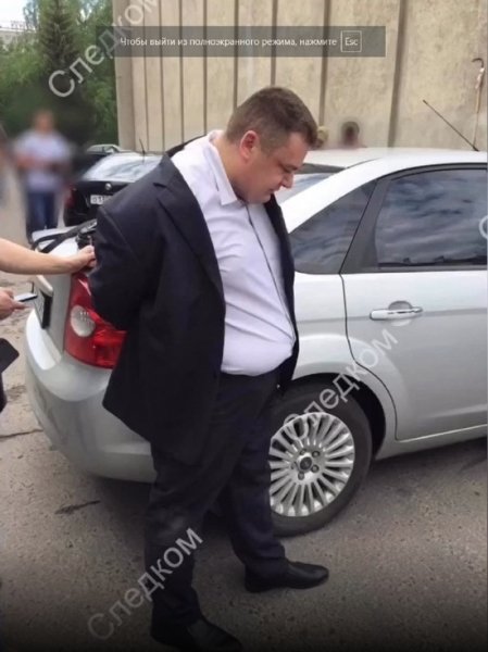 Бывший барнаульский антикоррупционер  осужден за взятку