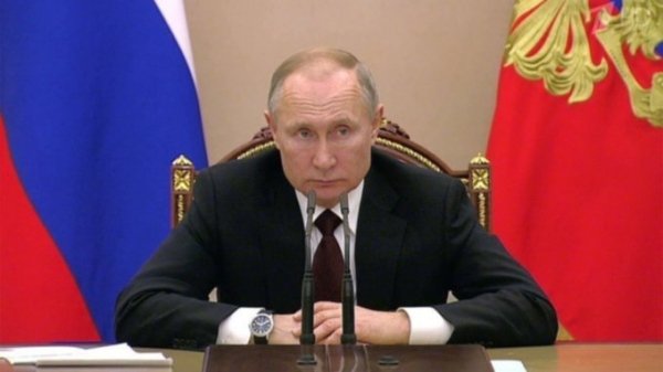 Путин подписал указ о выплатах на детей от 3 до 7 лет