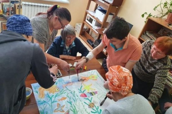 В Алтайском онкодиспансере открыли школу арт-терапии