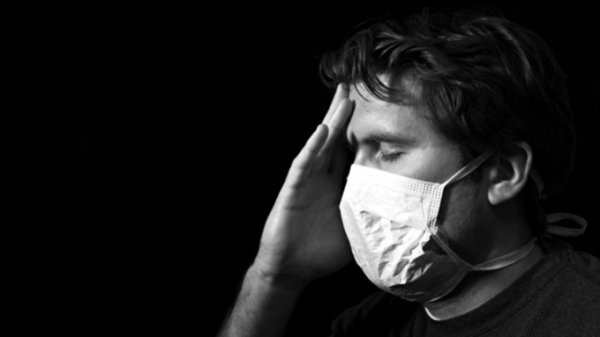 А ты не заразен? Вернувшихся из-за границы алтайских депутатов отправляют к врачам
