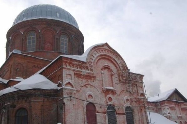 Бийский завод потребовал 50 млн рублей за передачу храма в лоно церкви