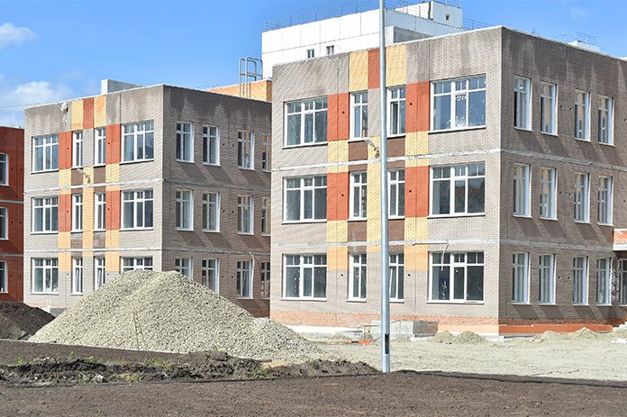 Депутат Виктор Игнатов добился возобновления строительства детсада в новосибирском микрорайоне «Просторный»