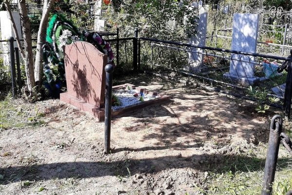 «Нелюди»: в Барнауле неведомые крадут оградки с кладбища