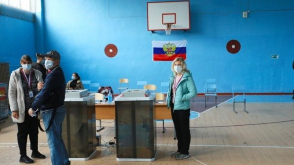 Борьба "ЕР" и КПРФ. Предварительные результаты выборов в АКЗС